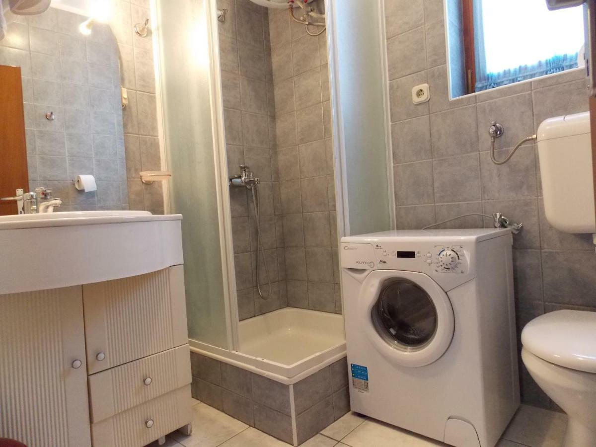 Apartments Rogic Jadranovo Luaran gambar